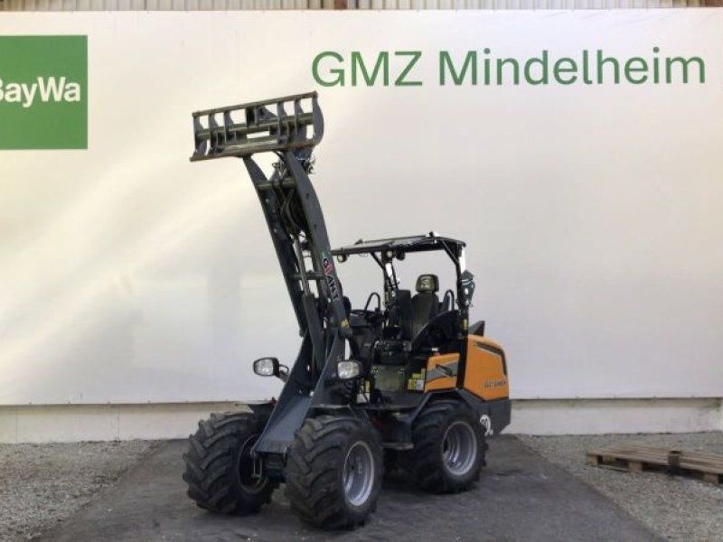 Giant G2700 HD+