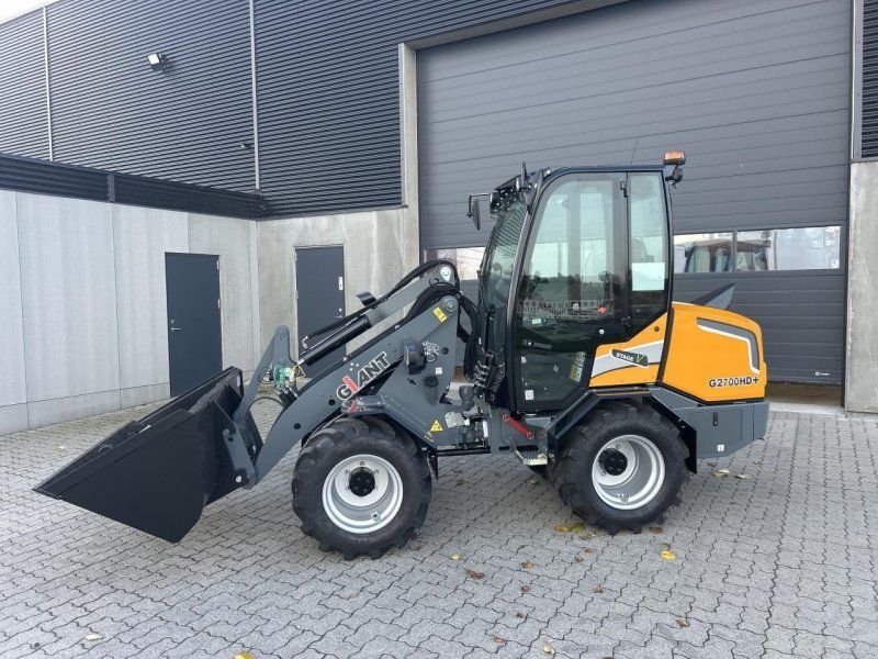 Giant G2700 HD
