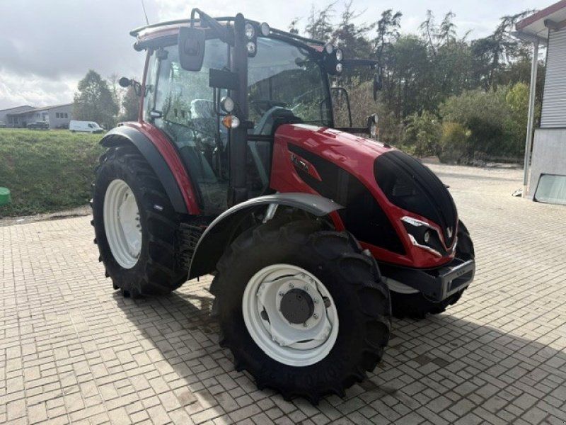 Valtra A85