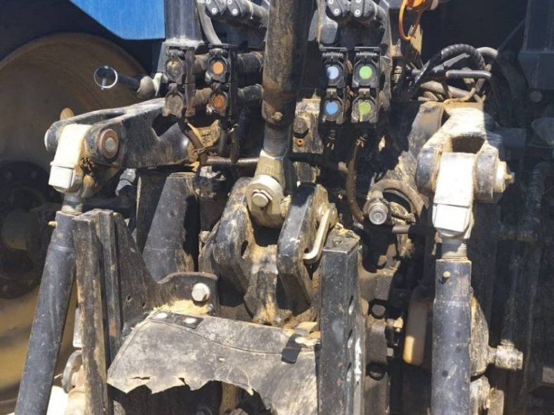 New Holland T7.230 PC Confort 180