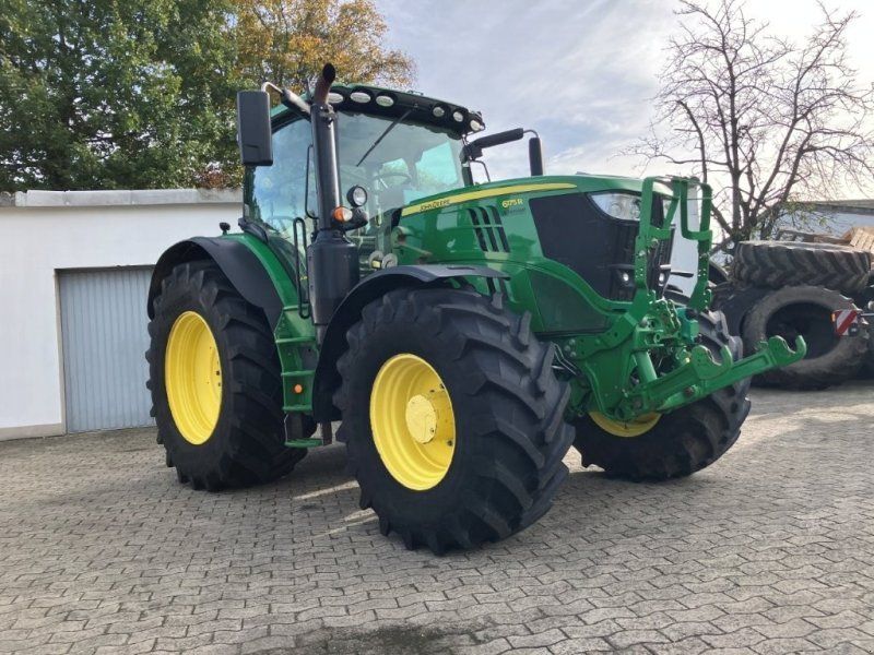 John Deere 6175R
