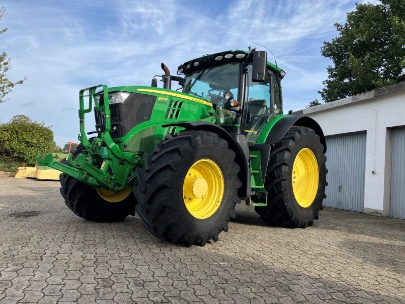 John Deere 6175R