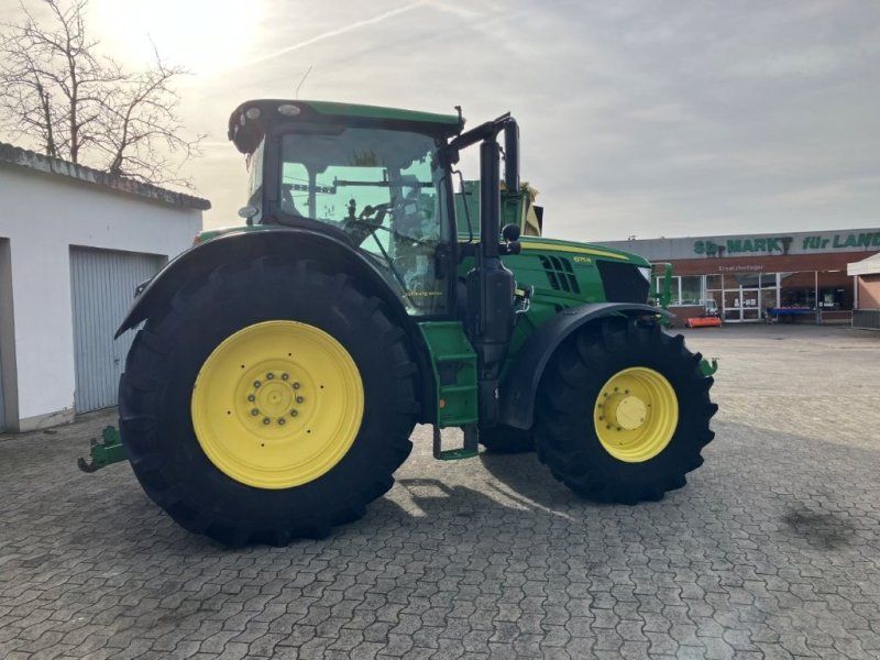 John Deere 6175R