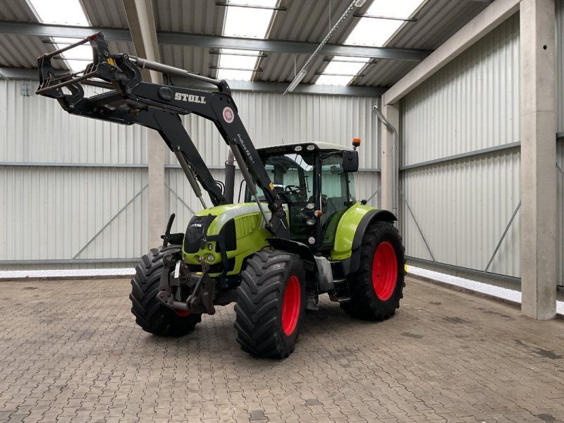 Claas Arion 630