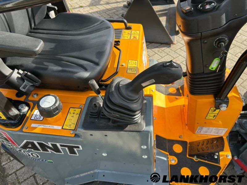 Giant G 1200