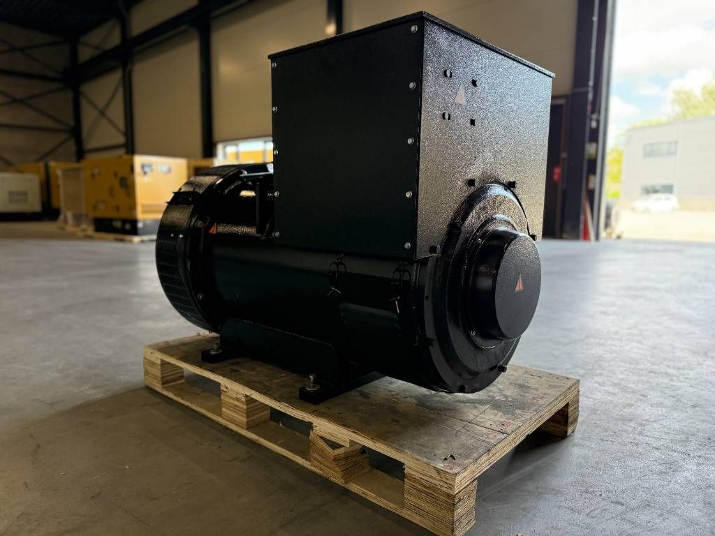 DPX CJ444ES - 325 kVA Alternator - DPX-33910