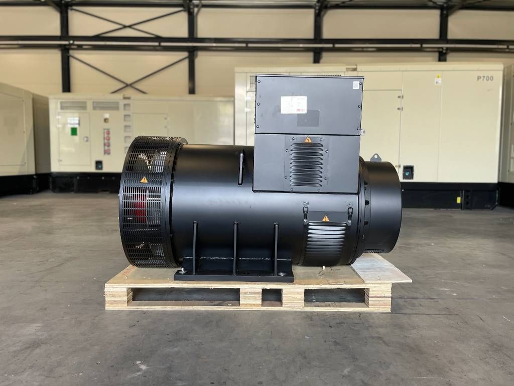 DPX CJ634E - 1000 kVA Alternator - DPX-33915