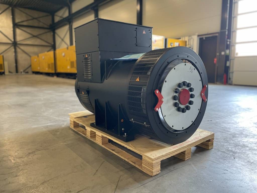 DPX CJ634E - 1000 kVA Alternator - DPX-33915