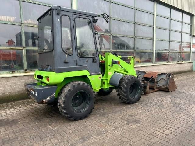 Kubota R 520 A