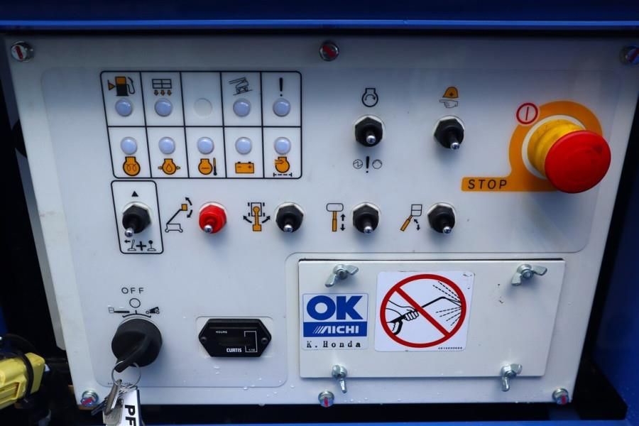 Aichi SR12C1SM Valid inspection, Diesel, Tracked Boomlif