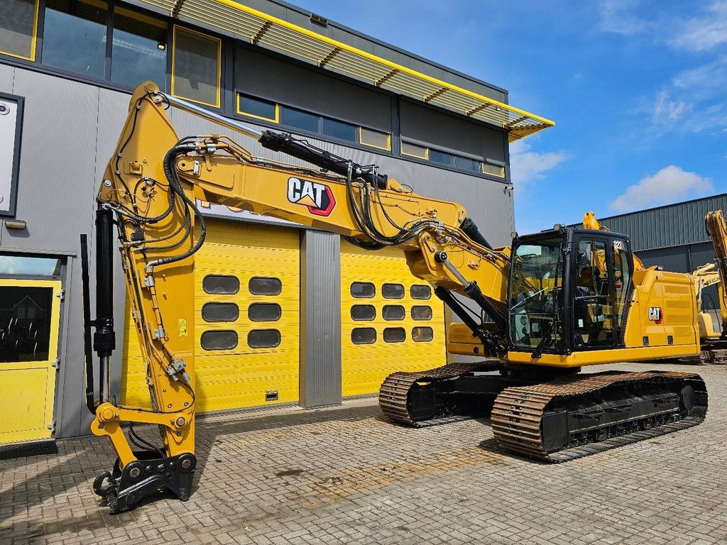Caterpillar 323 WE1661