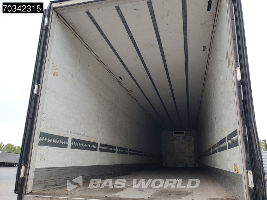 Schmitz SCB*S3B Lift Axle Tailgate 250x270cm