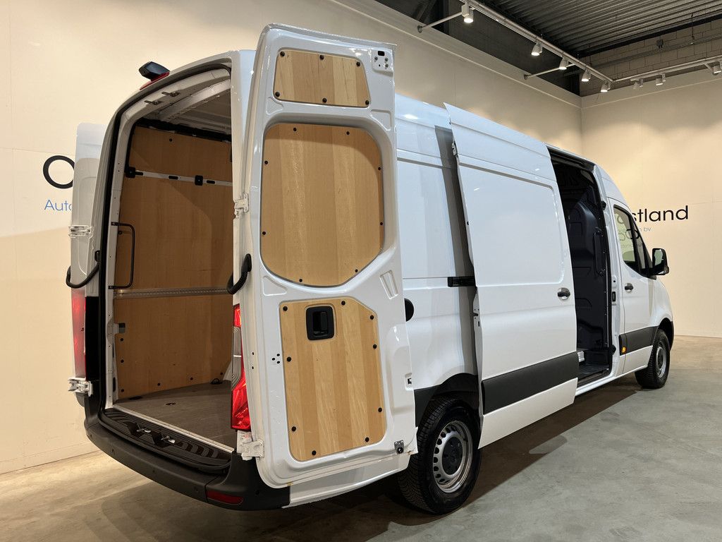 Mercedes-Benz Sprinter 317 CDI L3H2 RWD / Euro 6 / Airco / Cruise Control / CarPlay / Camera / 3-Zits / 12.000 KM !!