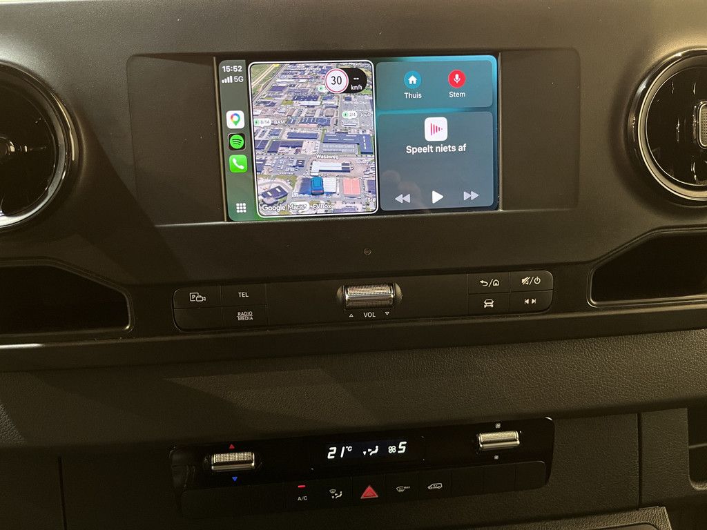 Mercedes-Benz Sprinter 317 CDI L3H2 RWD / Euro 6 / Airco / Cruise Control / CarPlay / Camera / 3-Zits / 12.000 KM !!
