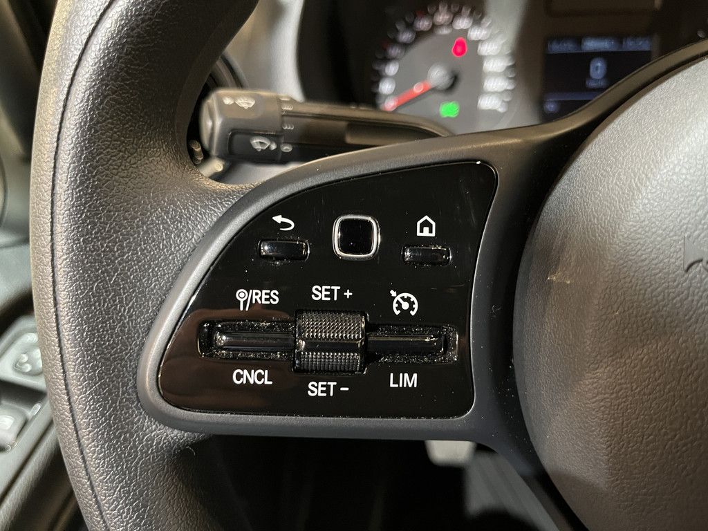 Mercedes-Benz Sprinter 317 CDI L3H2 RWD / Euro 6 / Airco / Cruise Control / CarPlay / Camera / 3-Zits / 12.000 KM !!