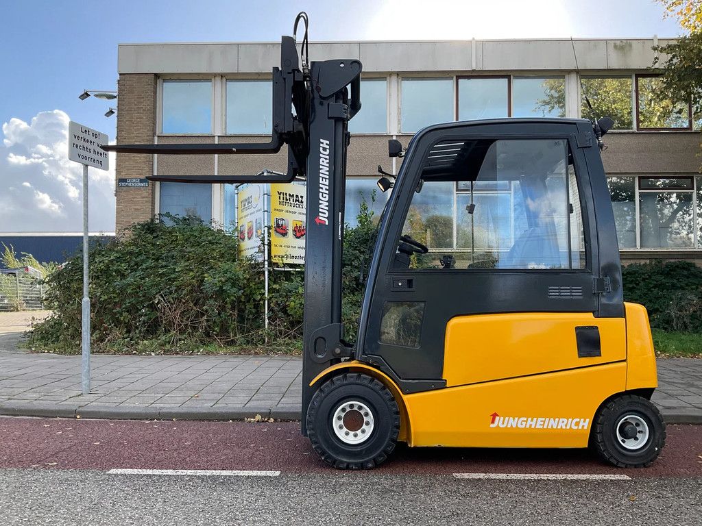 Jungheinrich EFG425 2500KG 6.00METER HEFTRUCK