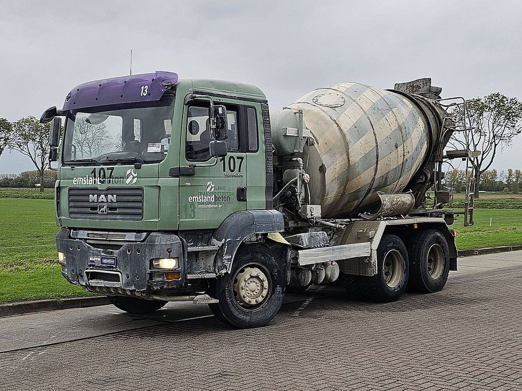M.A.N. 26.320 TGS 7m3 liebherr