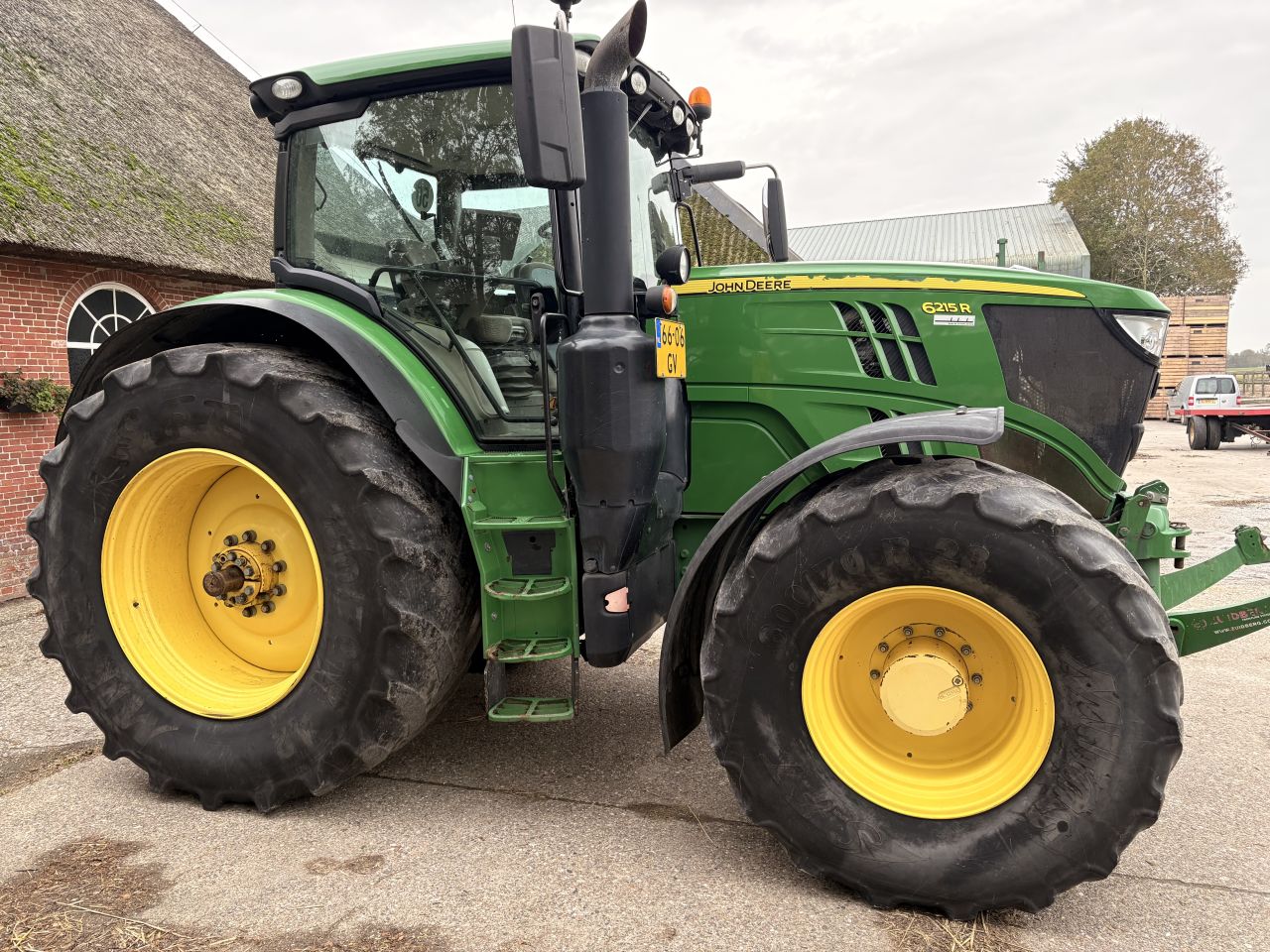 John deere 6215R