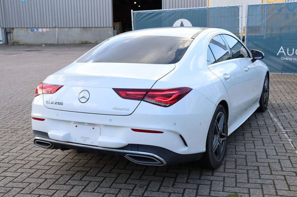 Passenger car Mercedes-Benz CLA 250 4MATIC Petrol 224 hp 2019