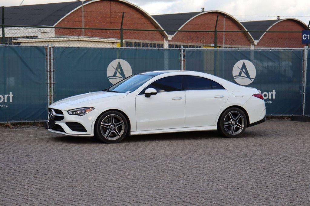 Passenger car Mercedes-Benz CLA 250 4MATIC Petrol 224 hp 2019