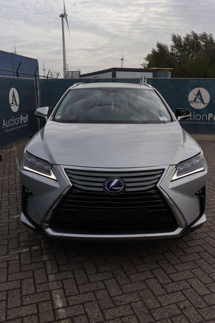 SUV Lexus RX450hL Electric+Petrol 313hp 2019