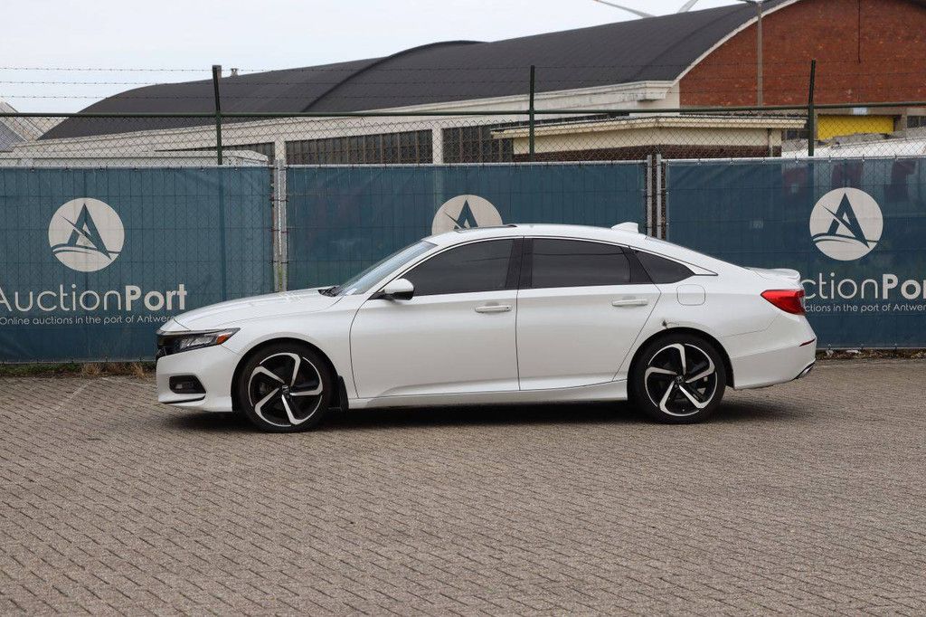 Passenger car Honda Accord 2.0T Sport Petrol 255hp 2019