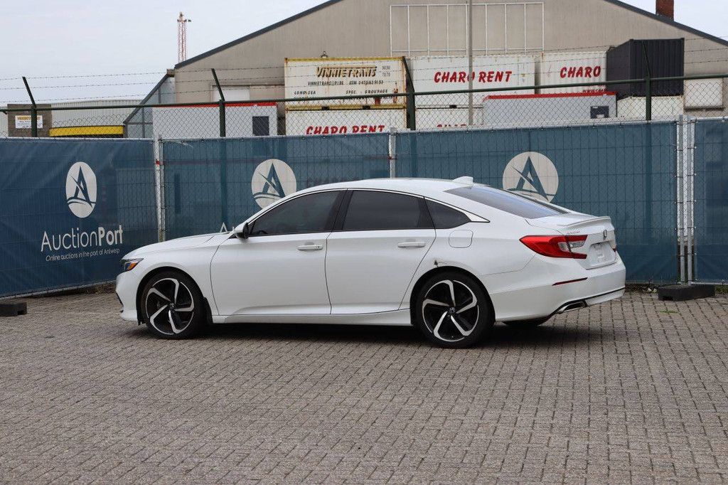 Passenger car Honda Accord 2.0T Sport Petrol 255hp 2019