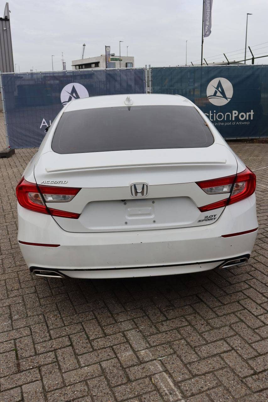 Passenger car Honda Accord 2.0T Sport Petrol 255hp 2019