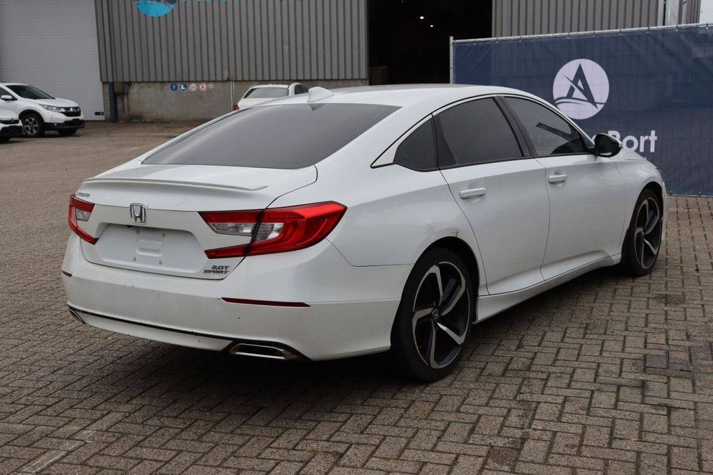 Passenger car Honda Accord 2.0T Sport Petrol 255hp 2019