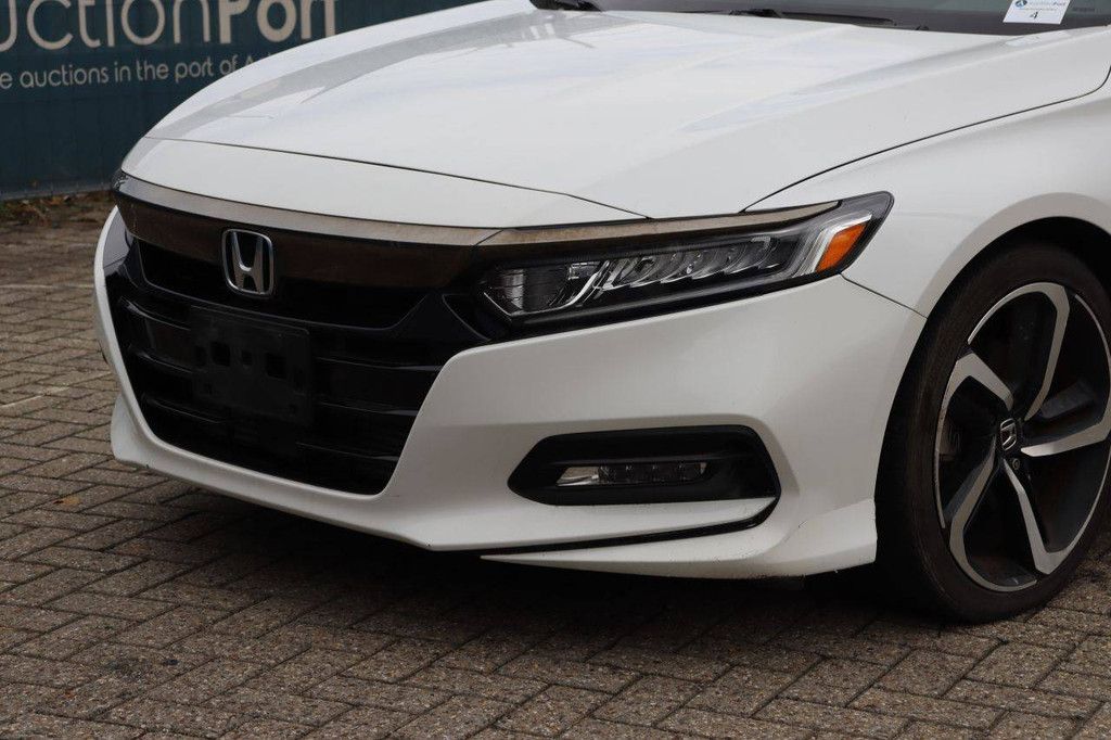 Passenger car Honda Accord 2.0T Sport Petrol 255hp 2019