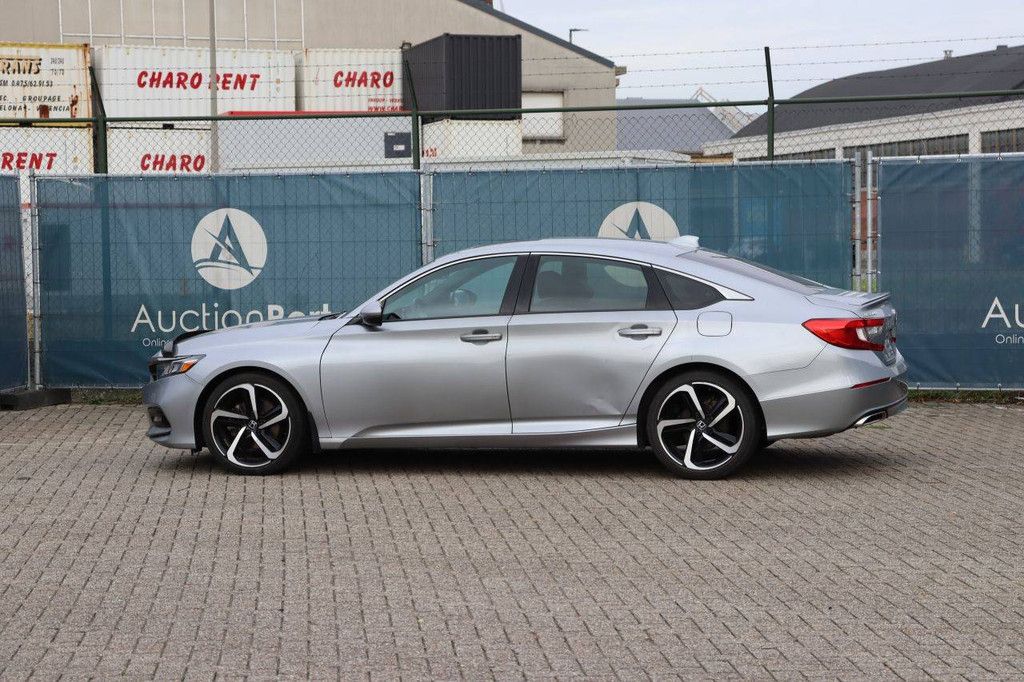 Passenger car Honda Accord Sport Petrol 195hp 2018