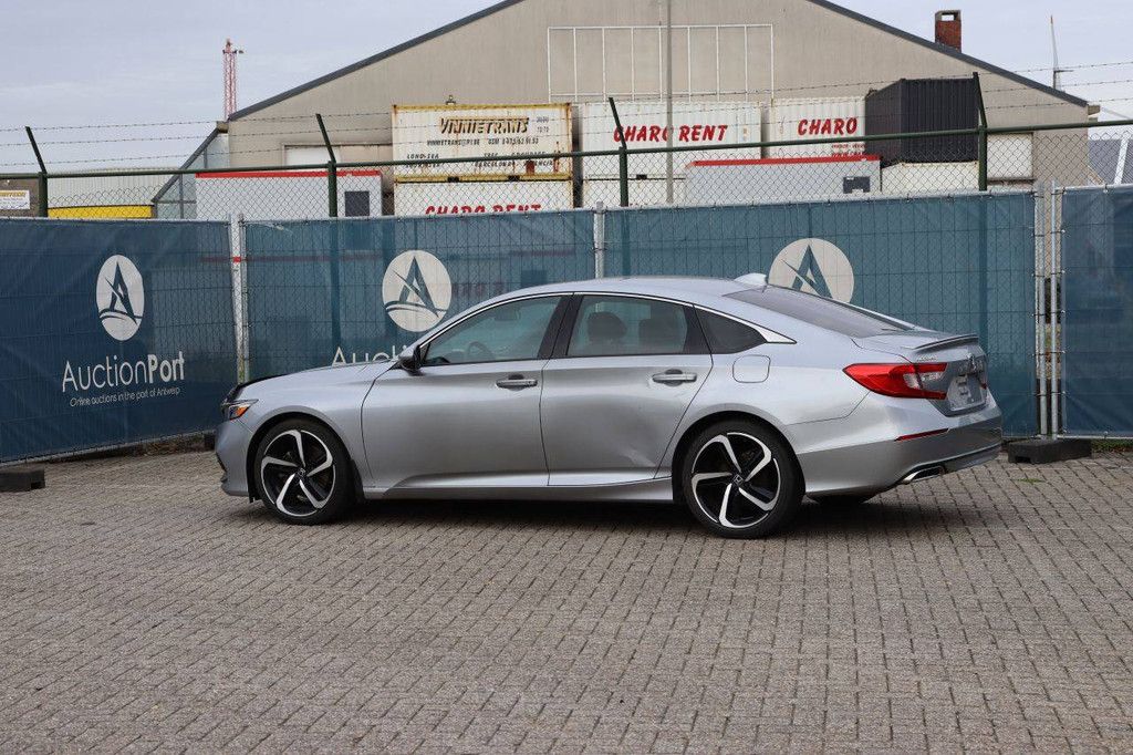 Passenger car Honda Accord Sport Petrol 195hp 2018