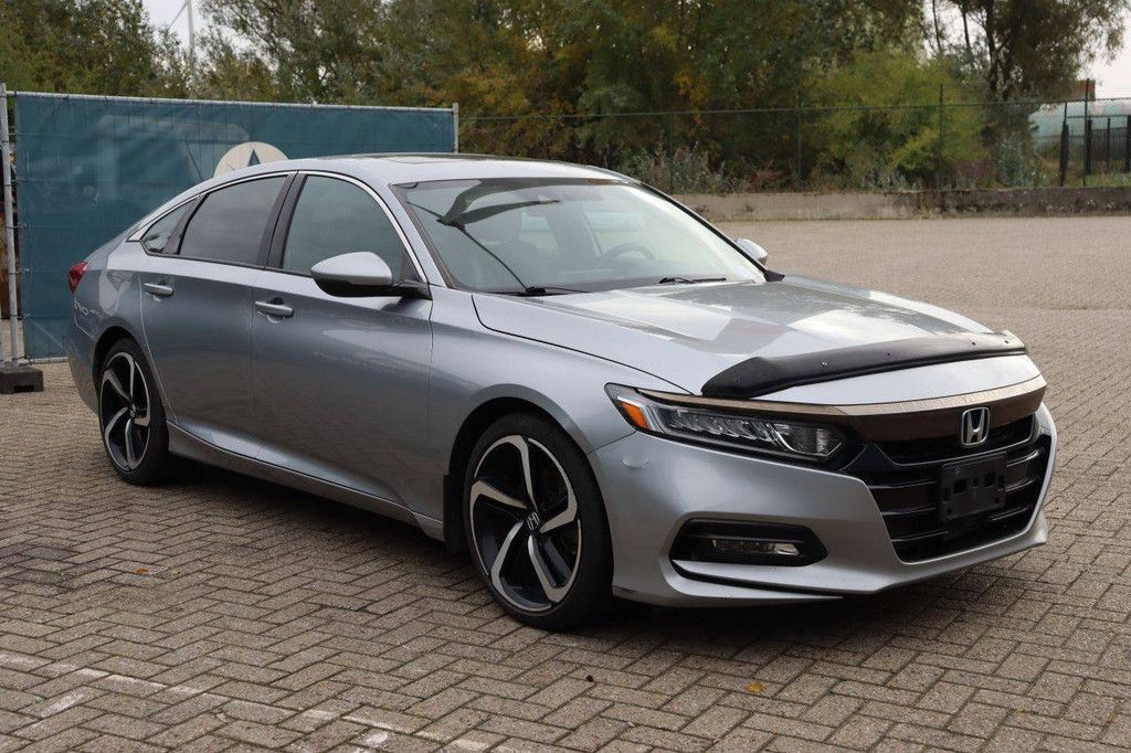 Passenger car Honda Accord Sport Petrol 195hp 2018