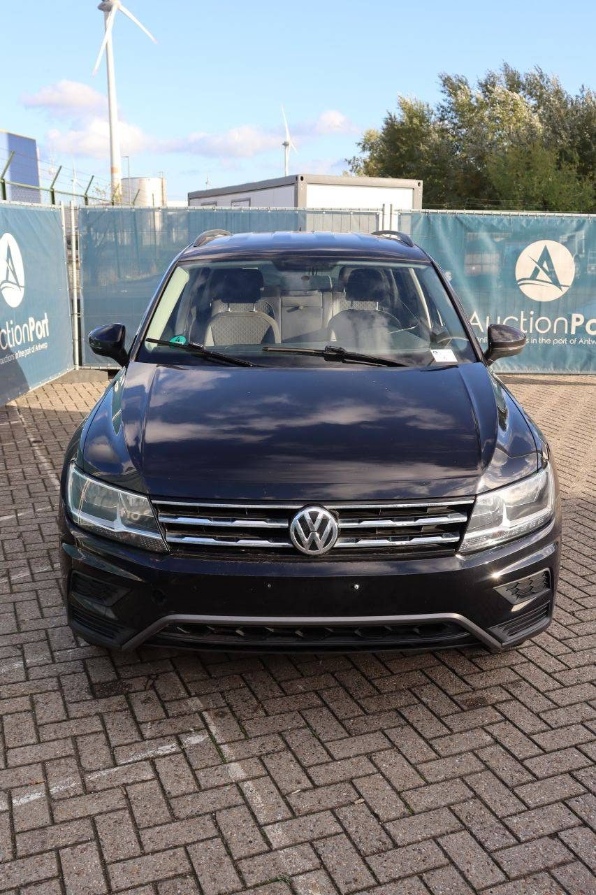 SUV Volkswagen Tiguan Benzin 186 PS 2021