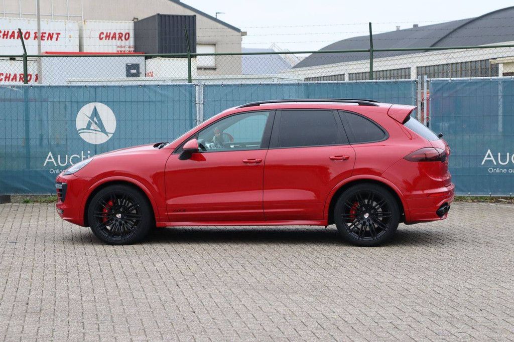 Pkw Porsche Cayenne GTS Benzin 440 PS 2016 (Margin)