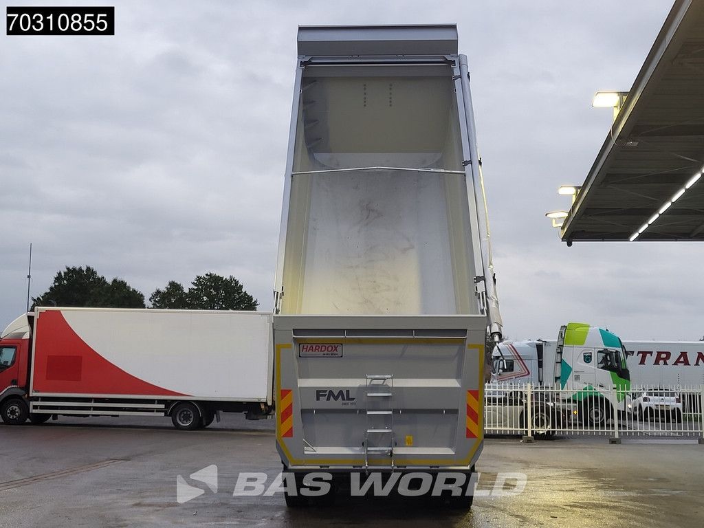 Mercedes Arocs 4242 8X4 NEW! 20m3 Tipper 13-Ltr Engine Full Steel suspension Big-Axle Euro 6