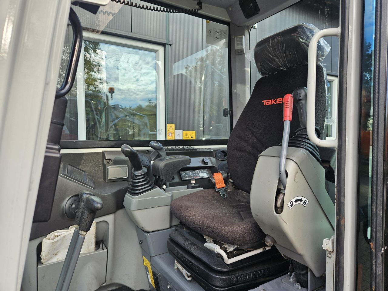 Takeuchi TB230
