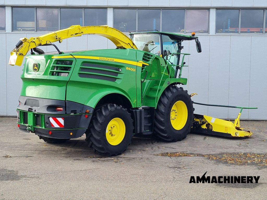 John Deere 8400i