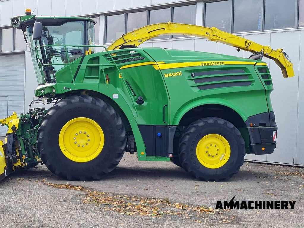 John Deere 8400i