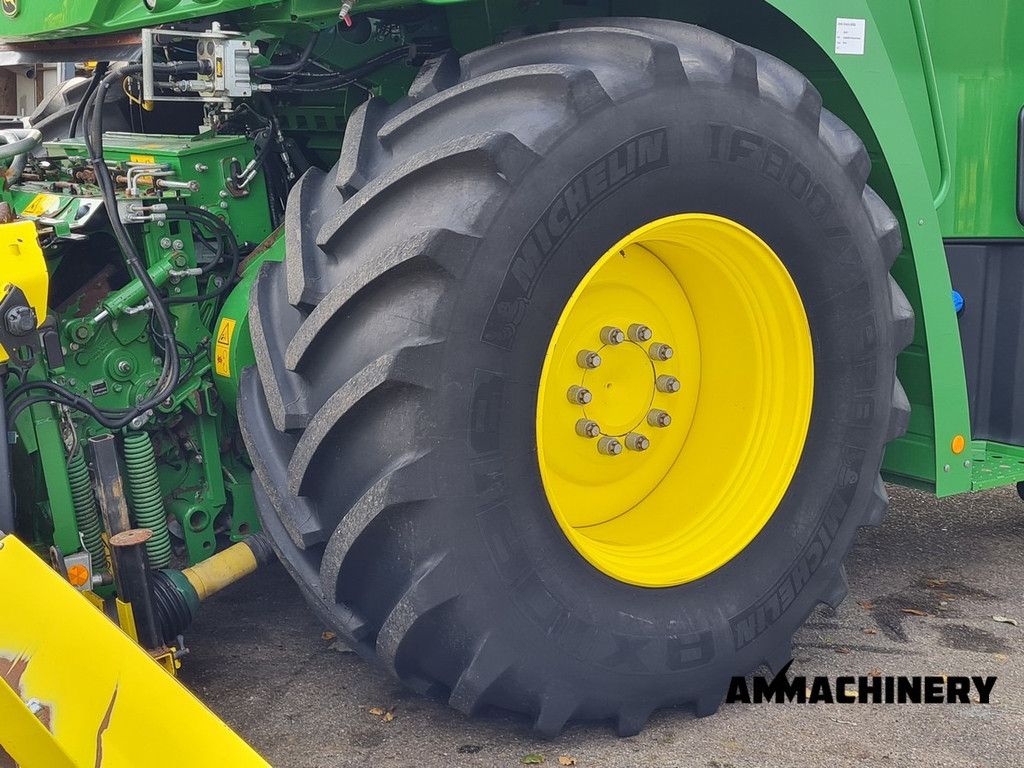 John Deere 8400i