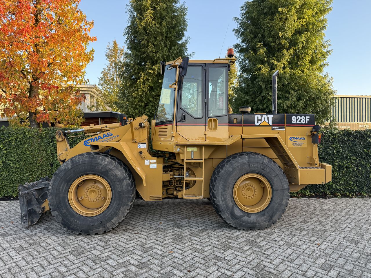 CATERPILLAR 928F ( 1994 ) 13660 UUR