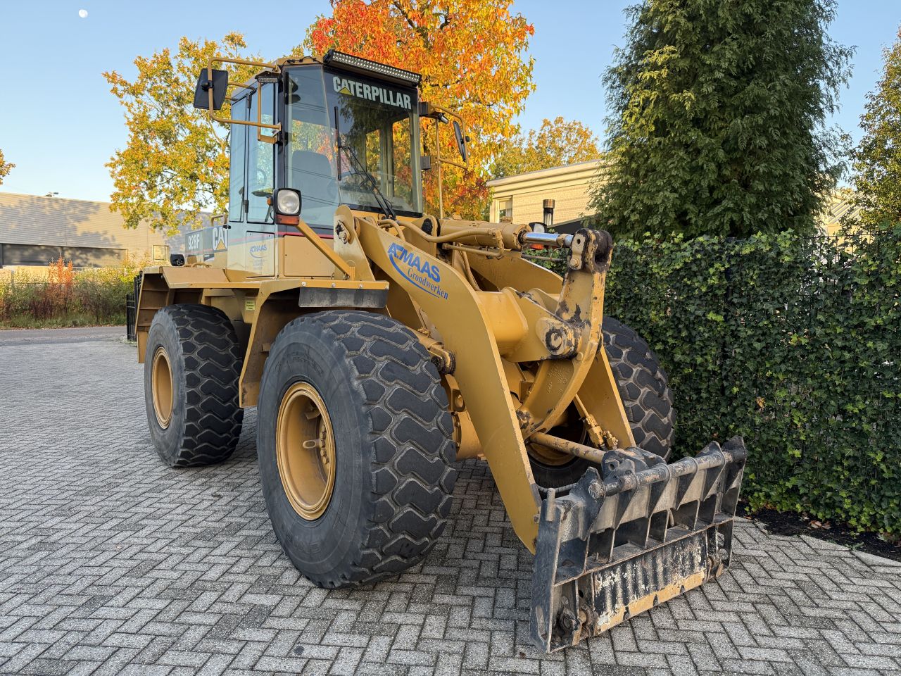 CATERPILLAR 928F ( 1994 ) 13660 UUR