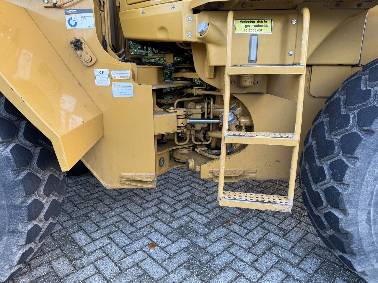 CATERPILLAR 928F ( 1994 ) 13660 UUR
