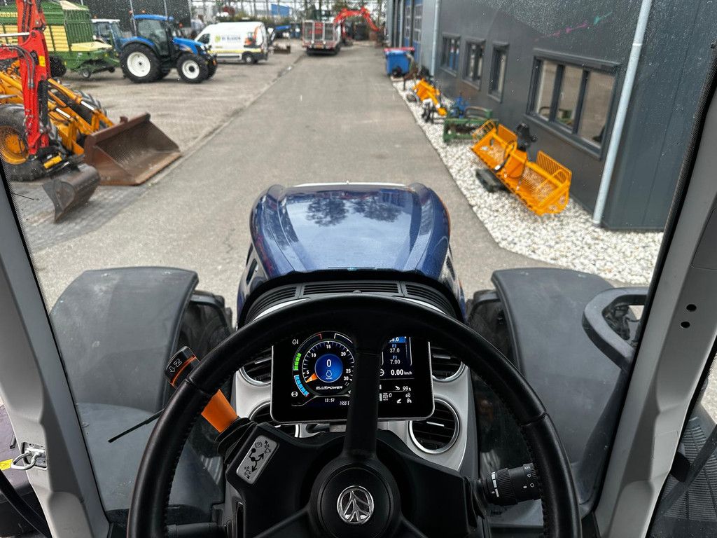 NEW HOLLAND T7.315 PLMI