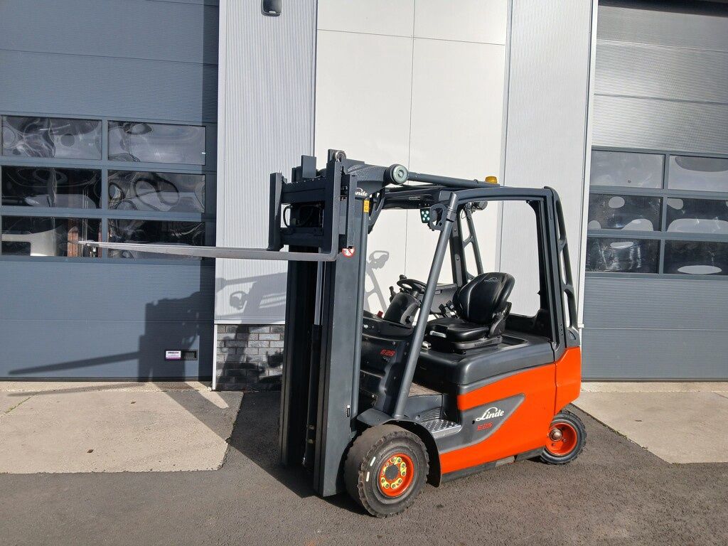 Linde E25-01