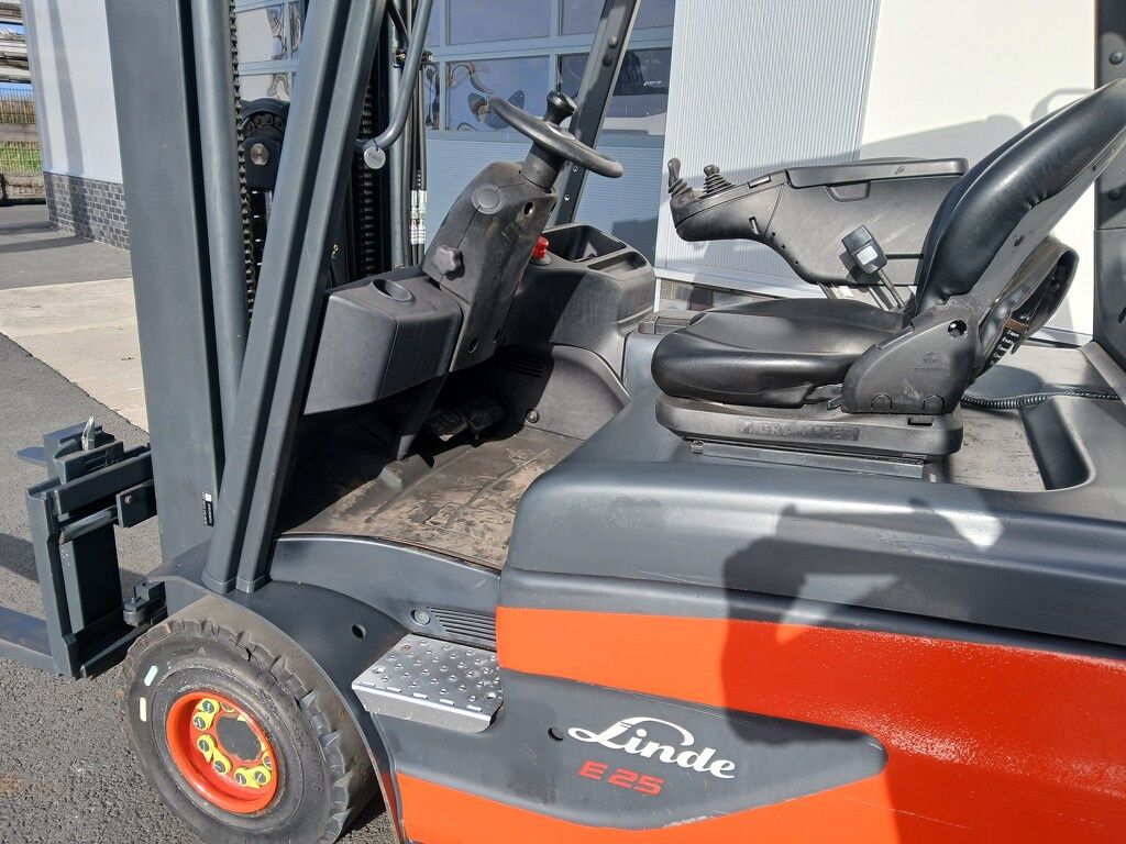 Linde E25-01