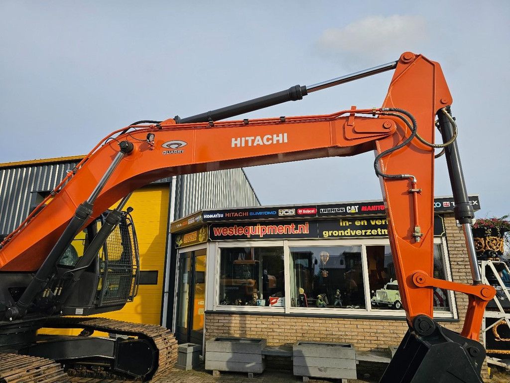 Hitachi EX215LC-5G WE1818