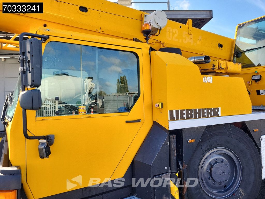 Liebherr LTM1030-2