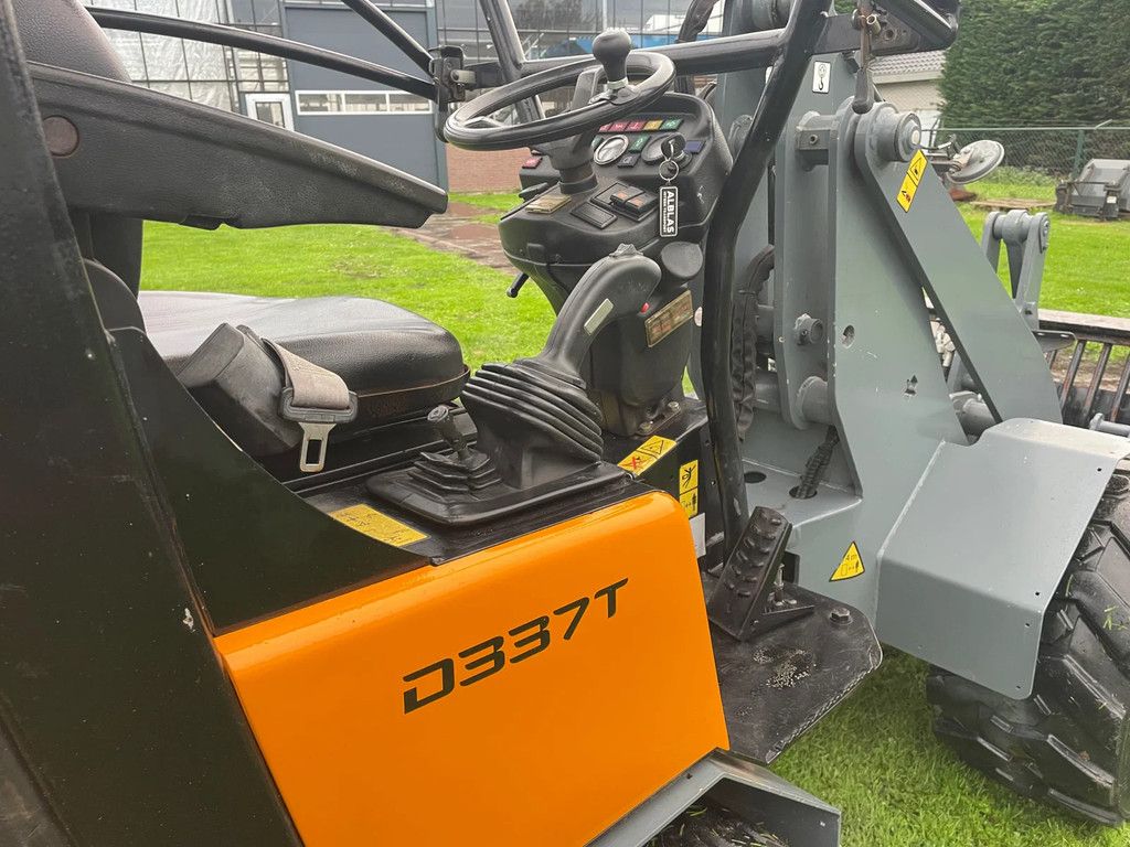 Giant 337T kniklader 33pk! Met kenteken