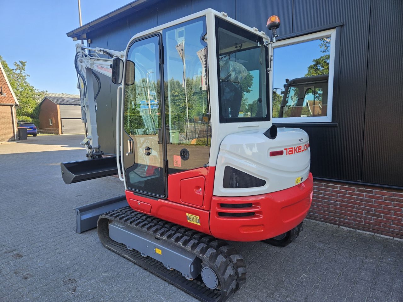 Takeuchi TB240 Stage V - 2500 uur- 2020